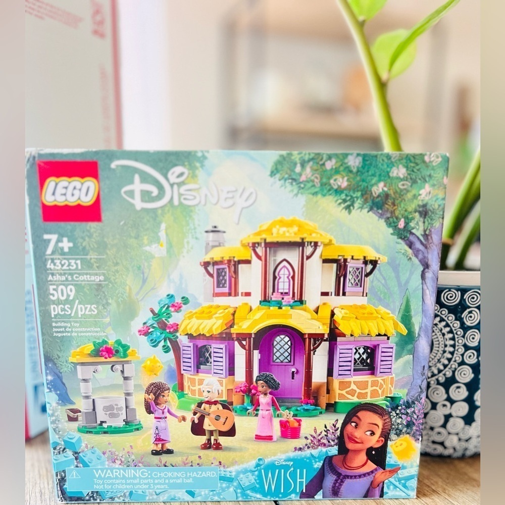 LEGO Disney Asha's Cottage (set number 43231), inspired by Disney's Wish movie